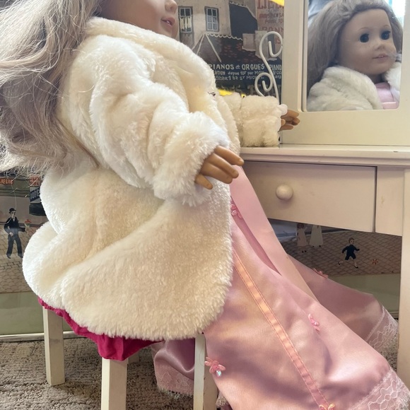 AMERICAN GIRL BUNDLE - Picture 7 of 9